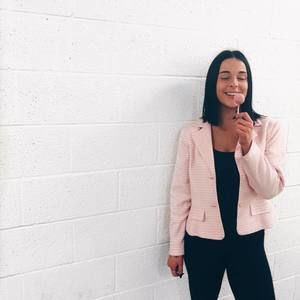 Meet your Posher, Jackie